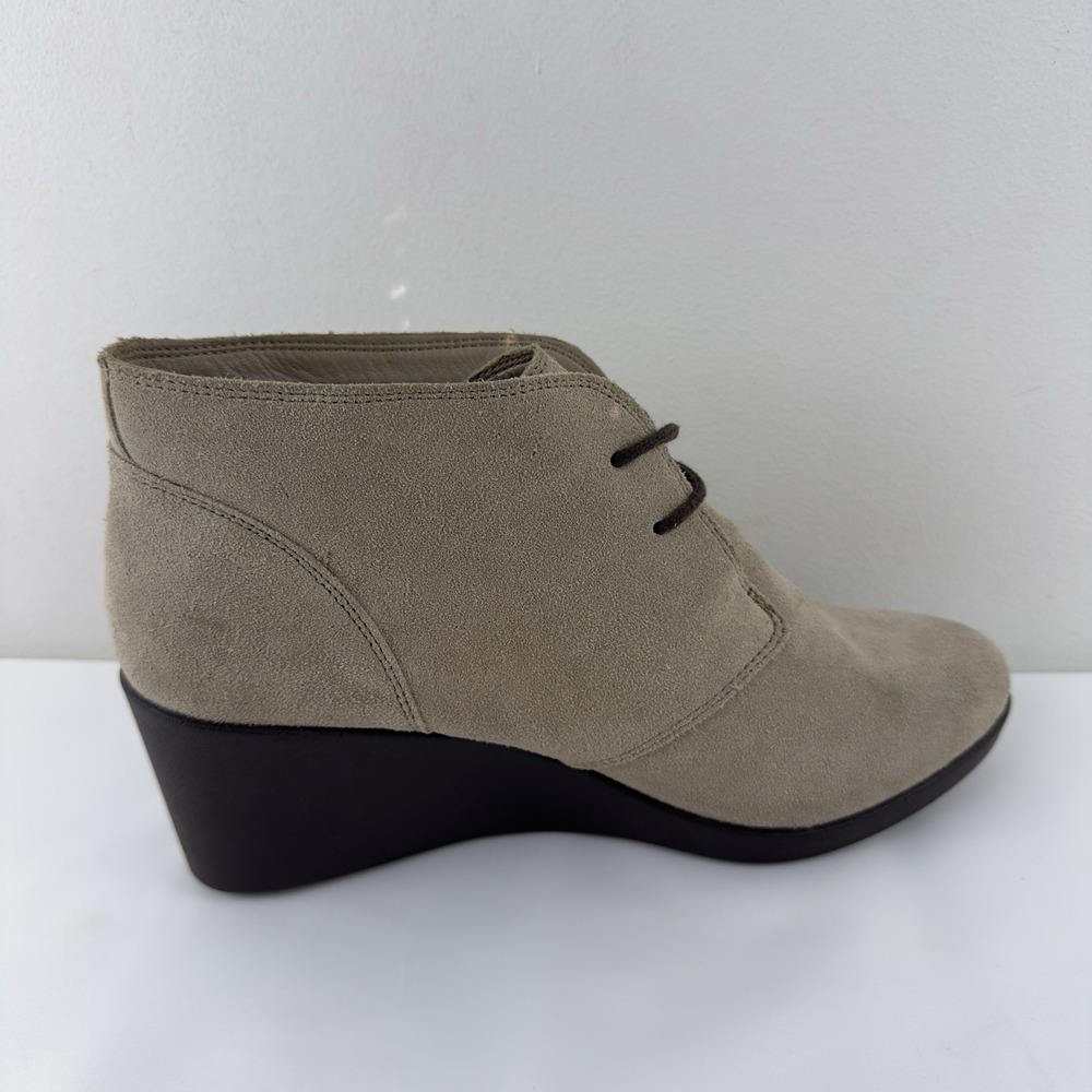 Crocs Women's Suede Wedge Ankle Boots Size 10 Taupe - Picture 6 of 11